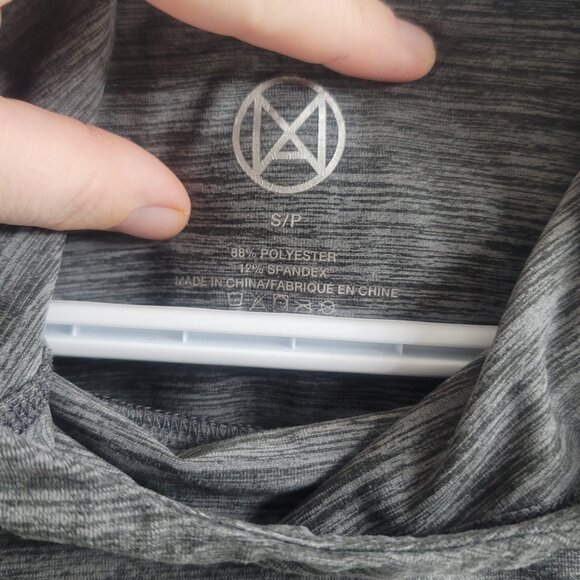 #343 FREE w Purchase Hooded Grey Crop Top - Picture 3 of 4